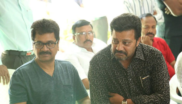 Chiranjeevi Pay Homage To Mada Venkateswara Rao