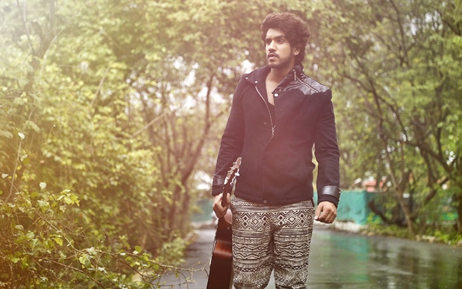 30 Suyyash Rai Photos: Find Latest HD Images, Pictures, Stills & Pics ...