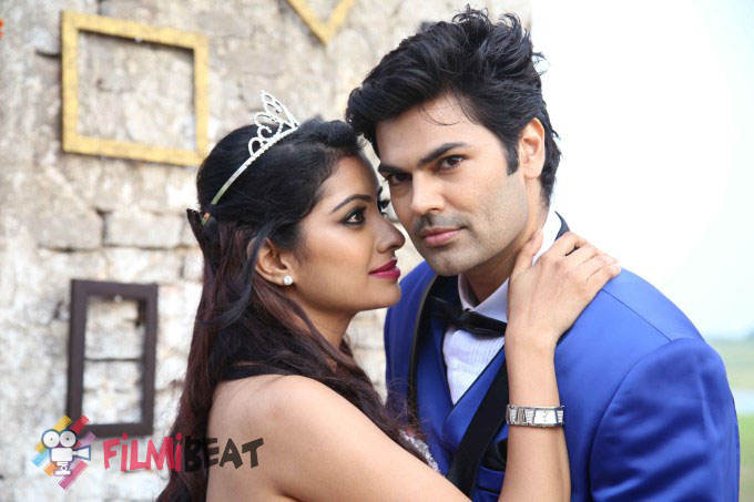 Ganesh Venkatraman And Nisha Krishnan Pre-Wedding Photo Shoot