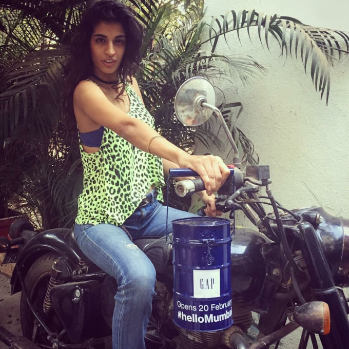 Anushka Manchanda Hottest Instagram