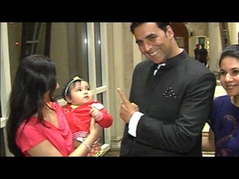 Rare And Unseen Photos Of Akshay Kumar