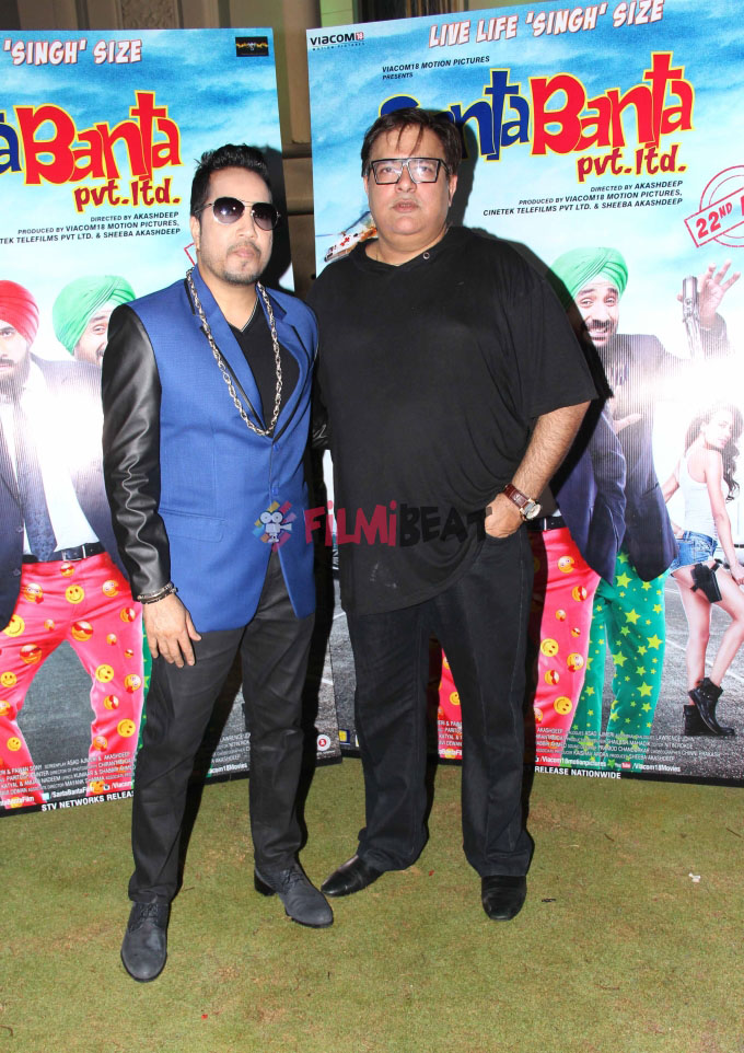 Santa Banta Pvt Ltd Bollywood Movie: Pooja, Shooting Stills, Location ...