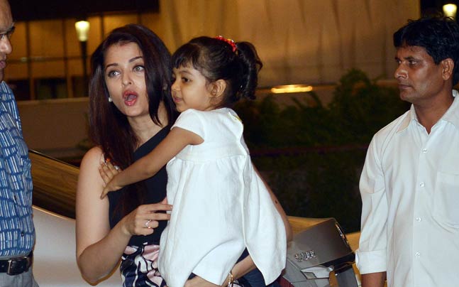 Adorable Photos Of Aishwarya Rai Bachchan With Her Daughter Aaradhya