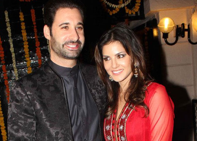 Gorgeous Photos Of Sunny Leone With Husband Daniel Weber