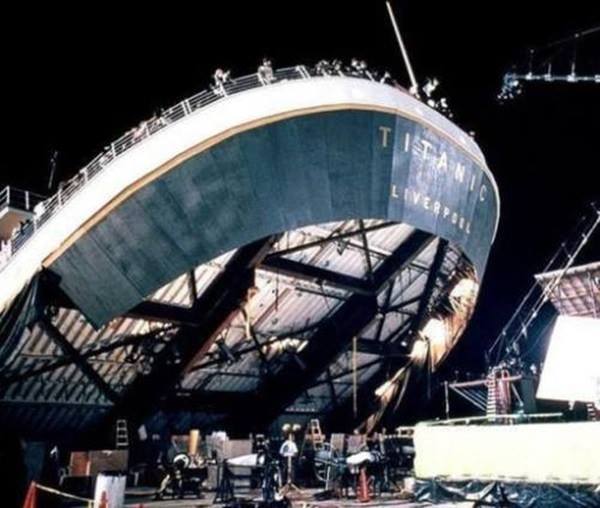 Rare Photos Of Titanic Movie Behind the Scenes