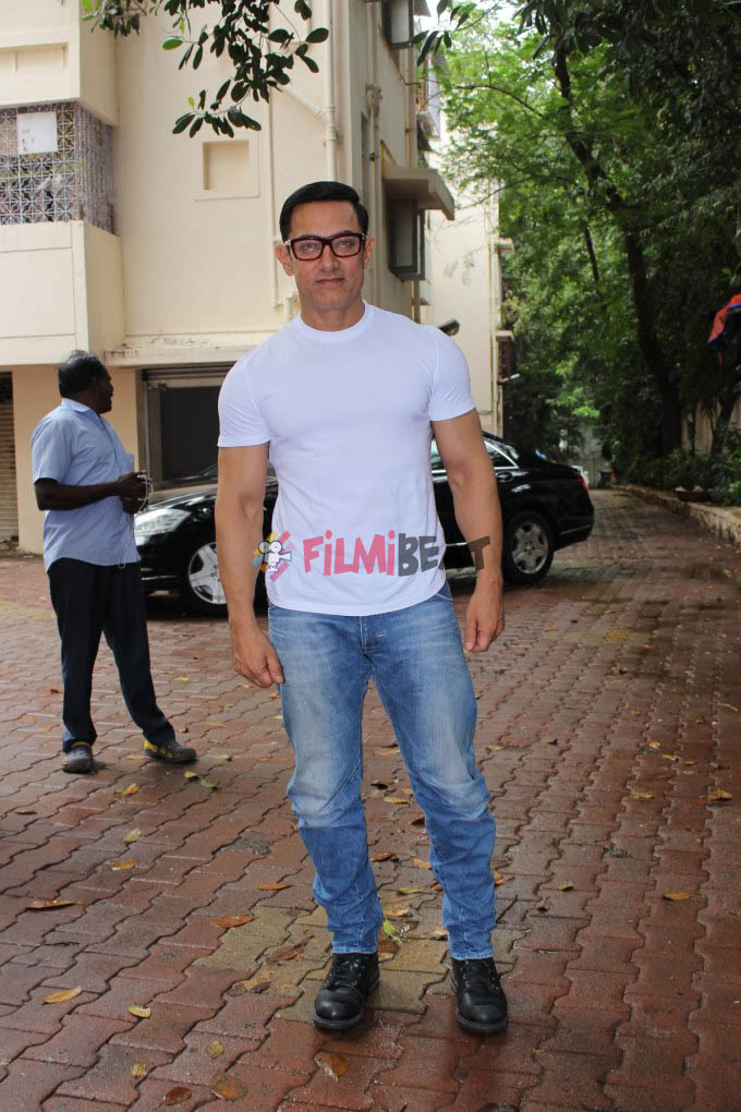 Aamir Khan Celebrates EID With Media