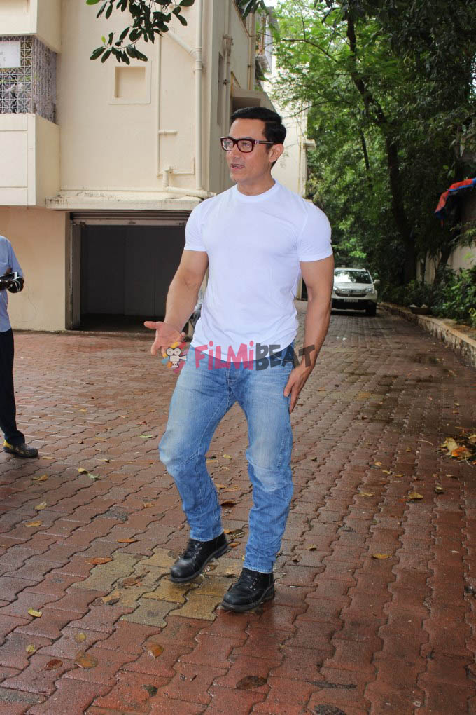 Aamir Khan Celebrates EID With Media