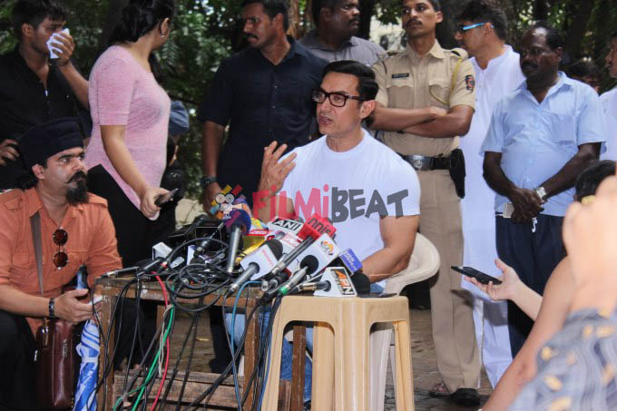 Aamir Khan Celebrates EID With Media