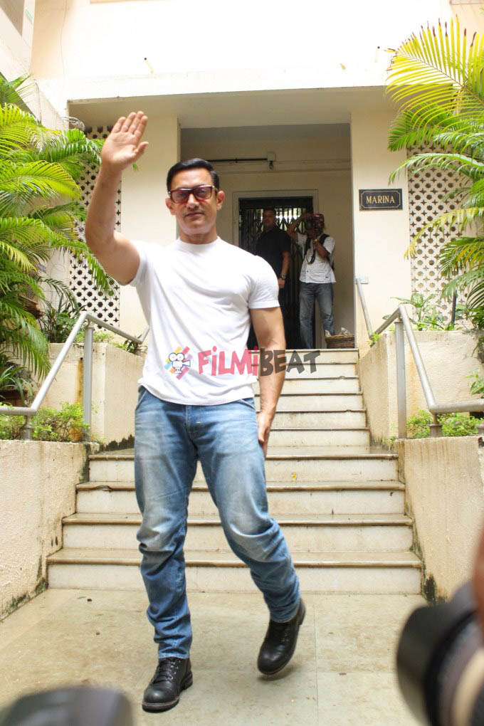 Aamir Khan Celebrates EID With Media