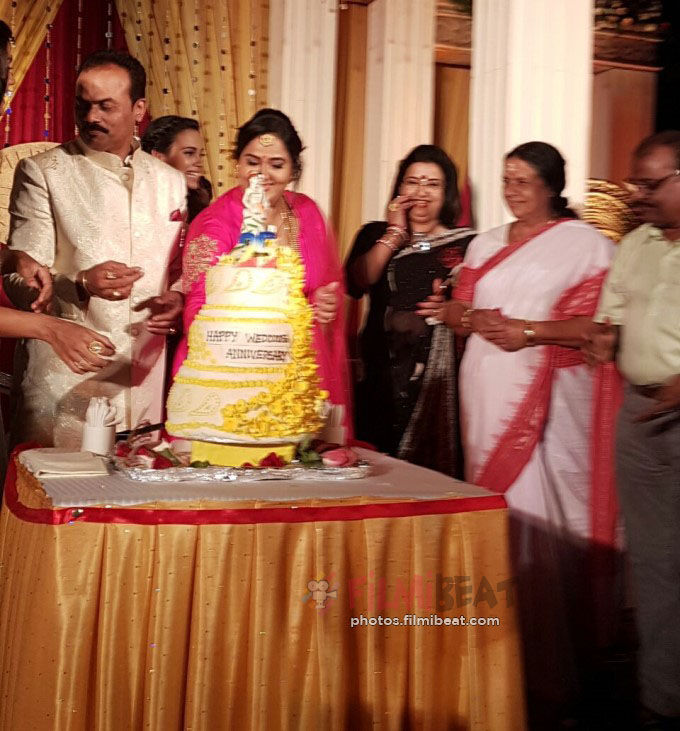 Actress Radha And Rajasekaran 25th Wedding Anniversary