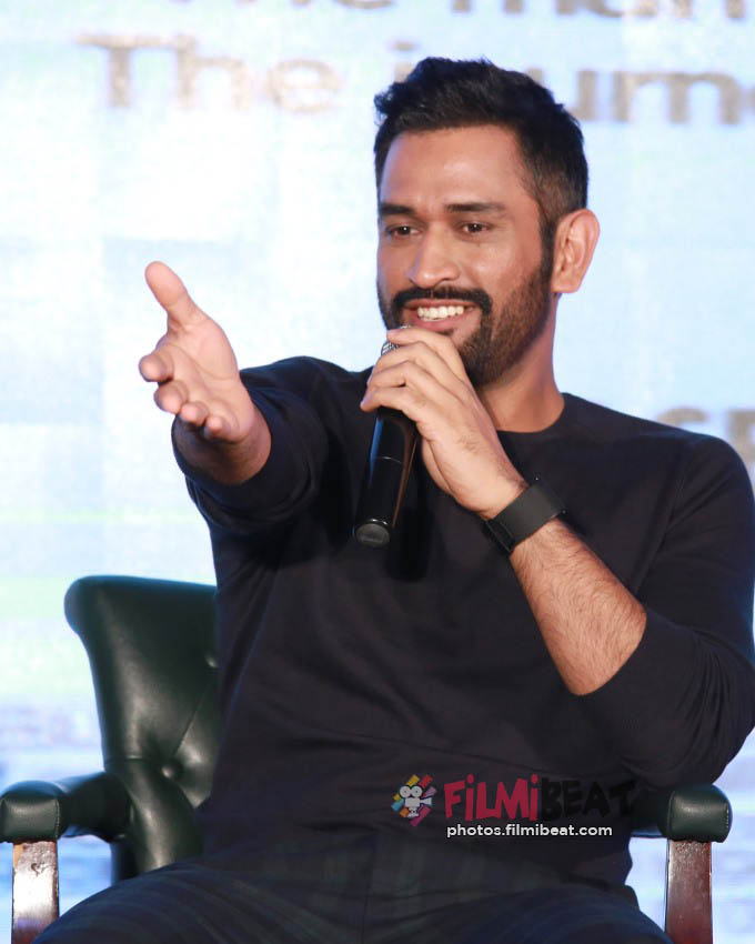 MS Dhoni And Sushant Singh Rajput Press Meet In New Delhi For MS Dhoni Movie