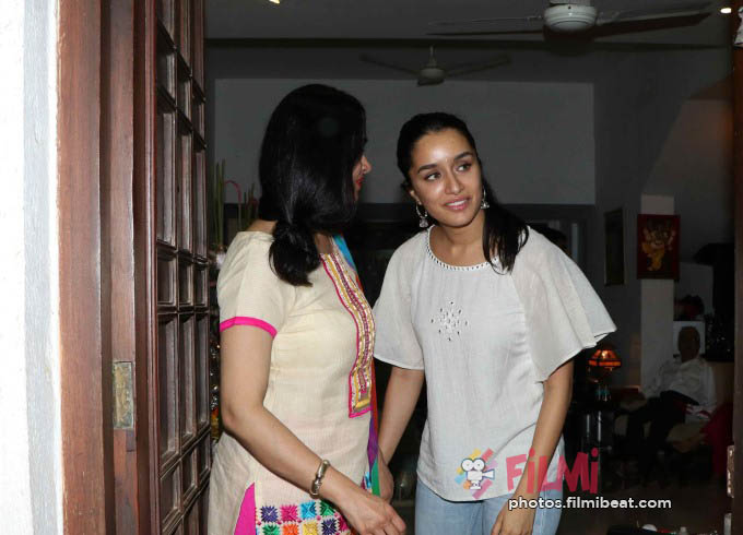 Shraddha Kapoor Celebrates Ganesh Chaturthi 2016