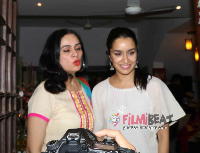 Shraddha Kapoor Celebrates Ganesh Chaturthi 2016