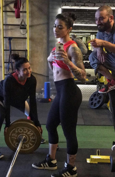 VJ Bani Workout Will Give You Motivation To Hit Gym Today