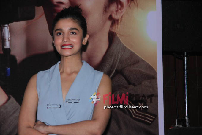 Tu Hi Hai Song Launch Of Dear Zindagi