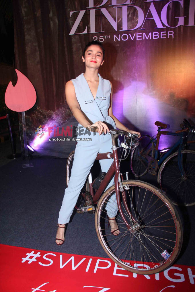 Tu Hi Hai Song Launch Of Dear Zindagi