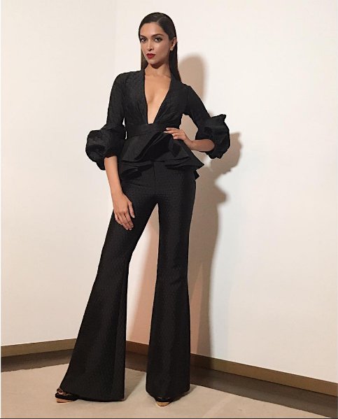 Deepika Padukone & Vin Deisel At XXX Return of Xander Cage Premiere