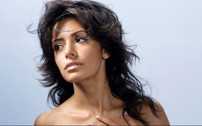 Sarah Shahi Glam Photoshoot