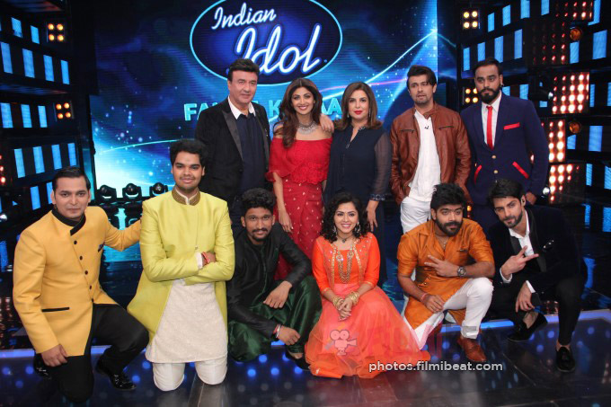 Shilpa Shetty On Sets Of Indian Idol Season 9