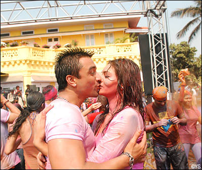 Indian Hot Actress Holi