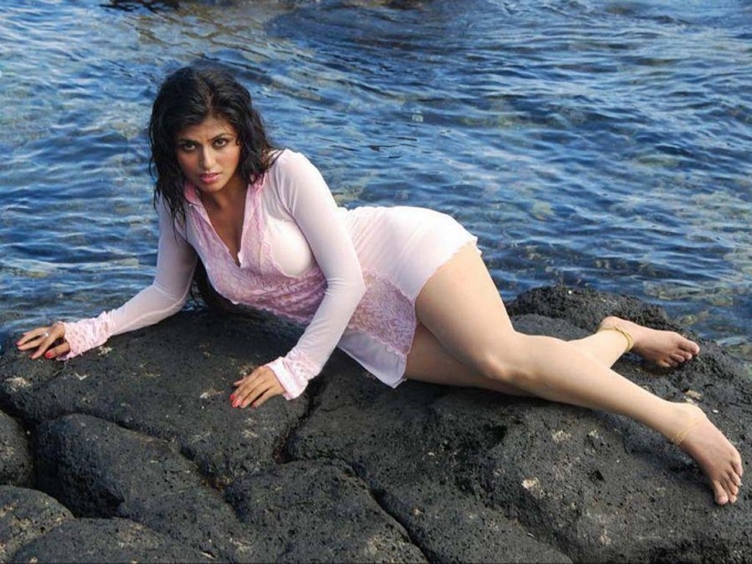 Arthi Puri Spicy Pics