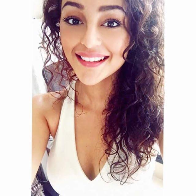 Seerat Kapoor 2017 Hot Pics
