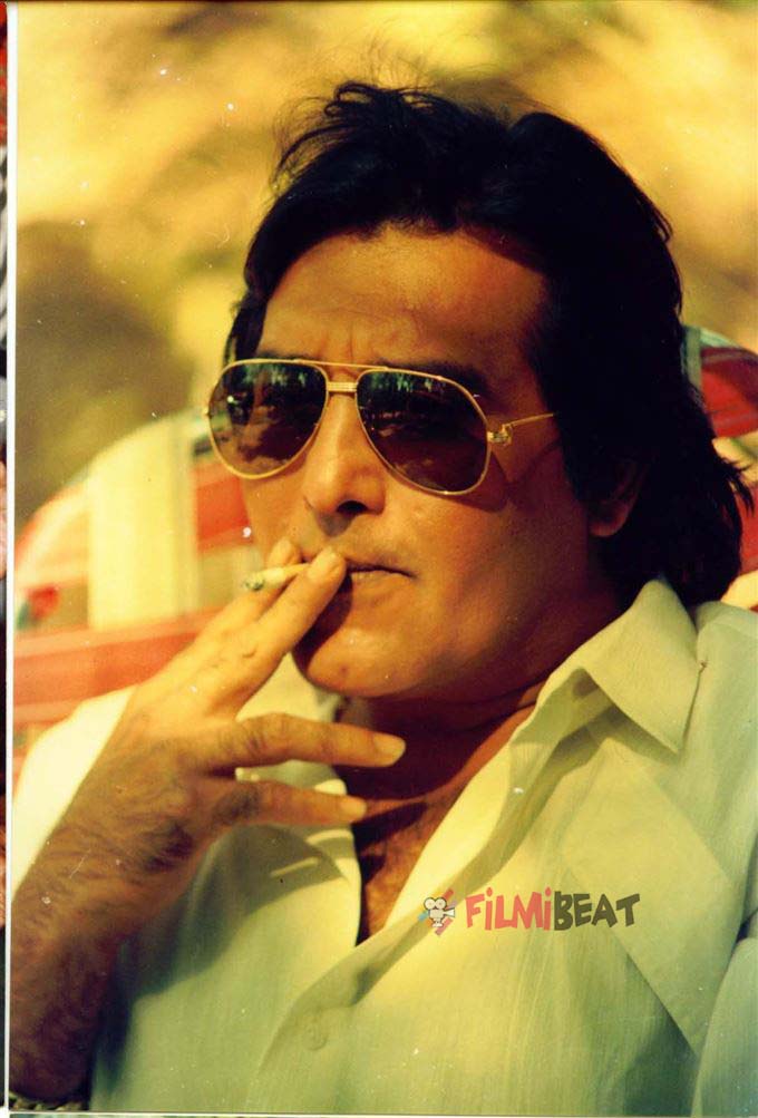 Unseen Photos Of Vinod Khanna - Filmibeat