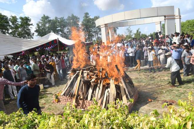 Dasari Narayana Rao Funeral at Mainabad Farm House