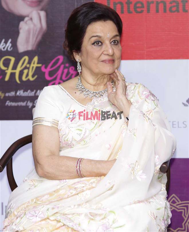 Aamir Khan Launched Asha Parekh's Biography The Hit Girl