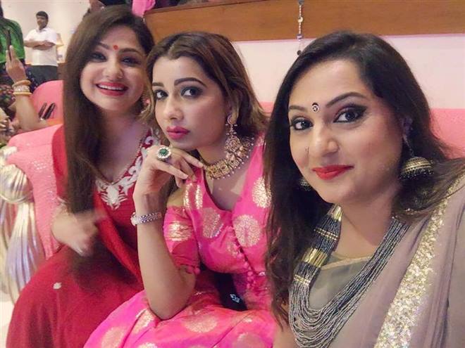 Amulya & Jagadeesh Marriage Mehandi Ceremony At Ganesh House