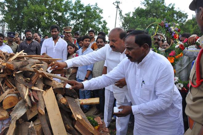 Dasari Narayana Rao Funeral at Mainabad Farm House