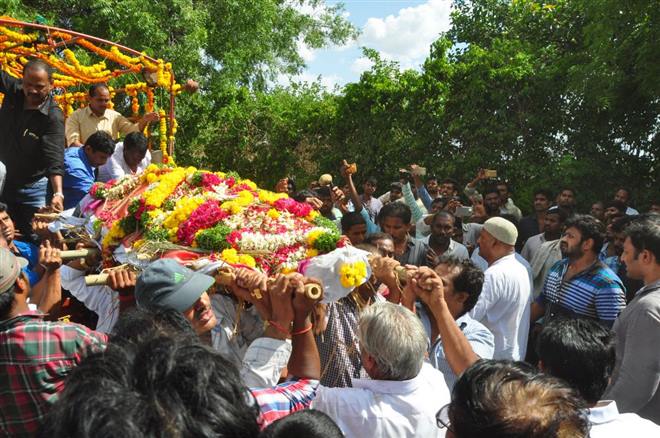Dasari Narayana Rao Funeral at Mainabad Farm House