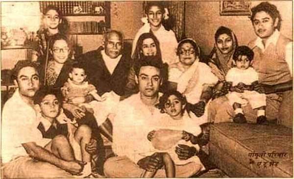 Rare Photos Of Bollywood Actors