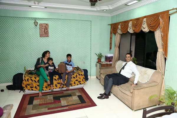 First Winner Kaun Banega Crorepati Harshvardhan Nawathe Presonal Life