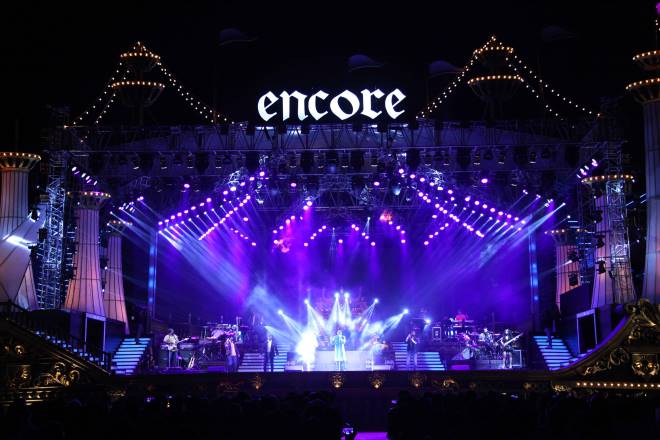 AR Rahman Mesmerize Hyderabad At AR Live  In Concert