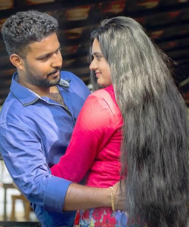 Tamil Serial Actress With Real Life Husband