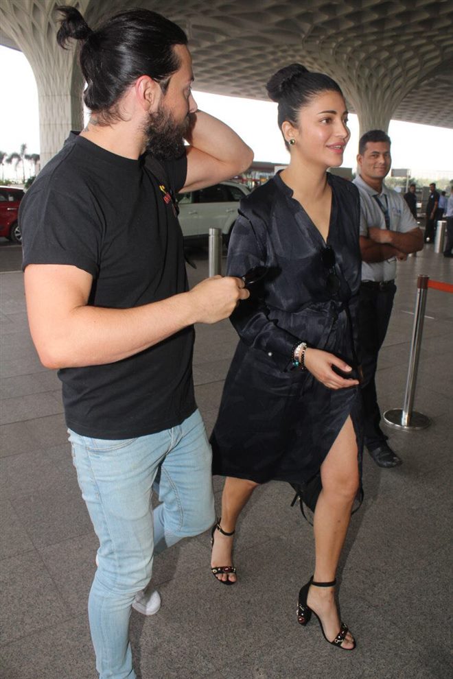 Shruti Hassan With Her Boyfriend Michael Corsale At Mumbai Airport