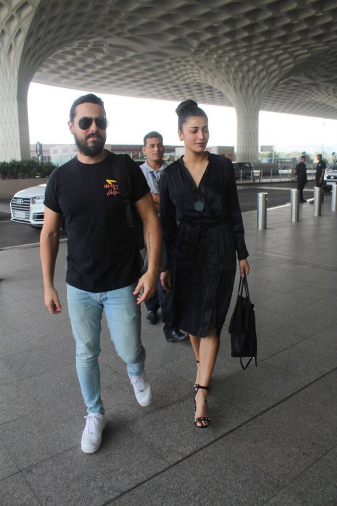 Shruti Hassan With Her Boyfriend Michael Corsale At Mumbai Airport