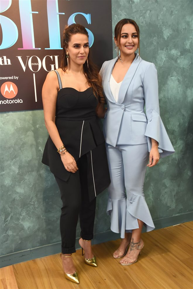 Sonakshi Sinha, Neha Dhupia & Manish Malhotra At Colours Infinity Bff's With Vogue