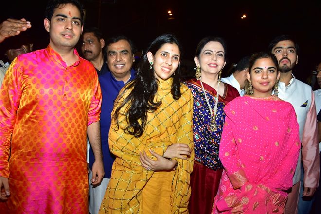 Ambani Family At Siddhivinayak Temple