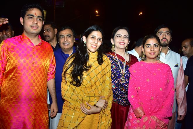 Ambani Family At Siddhivinayak Temple