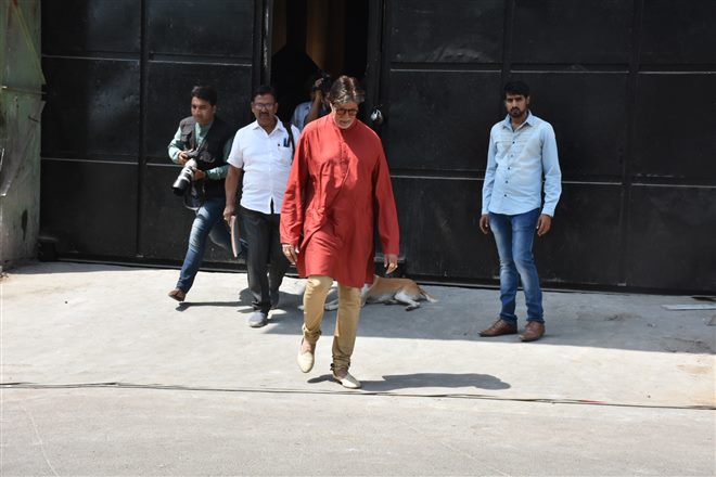 Amitabh Bachchan Spotted During Photoshoot For Kalyan Jewellers