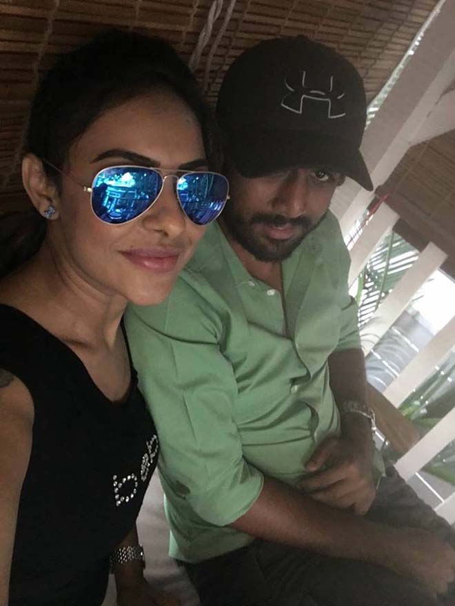 Sri Reddy Romantic Photos With Abhiram Again