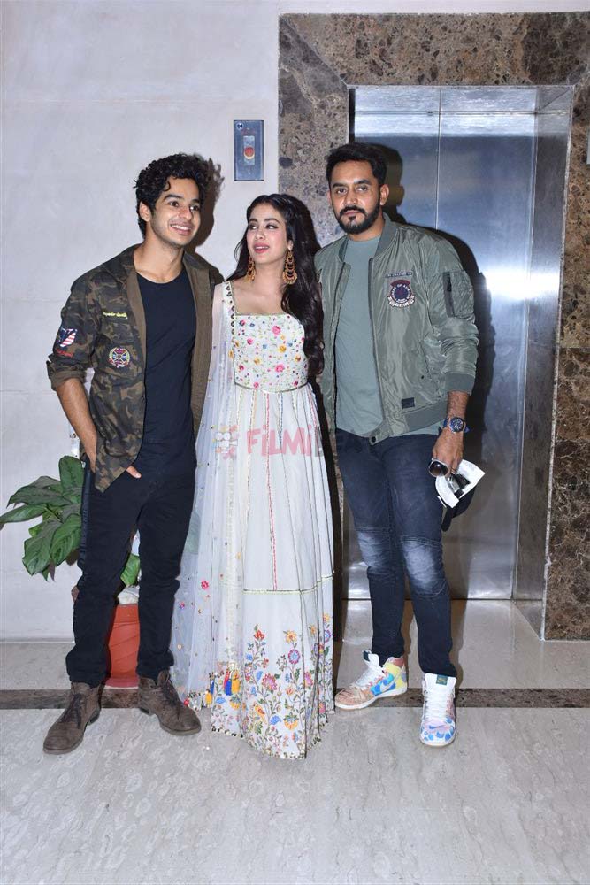 Jhanvi Kapoor & Ishan Khattar Promotion Photoshoot For Dhadak In New Delhi
