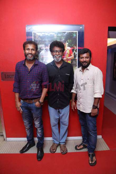 Oru Kuppai Kathai Movie Premier Show