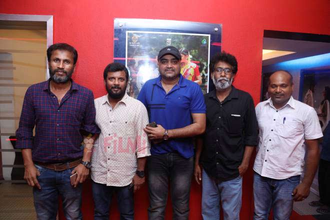 Oru Kuppai Kathai Movie Premier Show