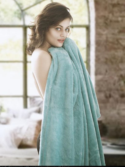 Sneha Ullal Latest Stills