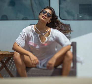 Shriya Saran Latest 2018 Photoshoot