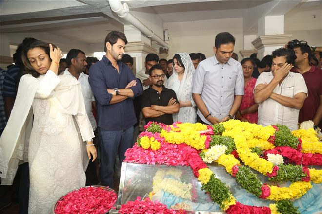 Telugu Celebs Pay Last Tribute to Director B Jaya