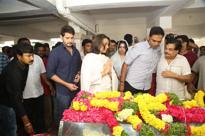 Telugu Celebs Pay Last Tribute to Director B Jaya